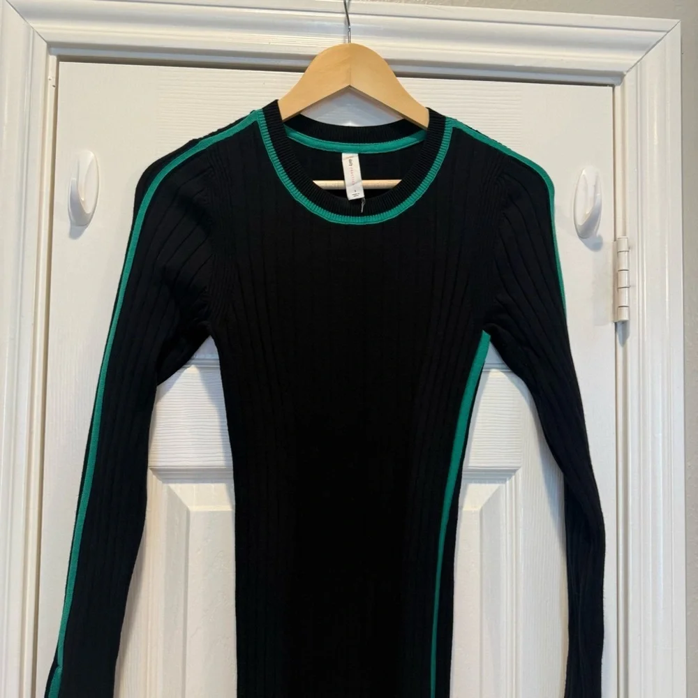 Daily Practice Anthropology Long-Sleeve Black Green Sporty Party Sweater Dress S